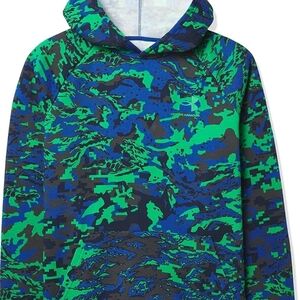 NWOT Under Armour boys Rival Abc Camo Hoodie Size Medium Color Tech Blue/Green